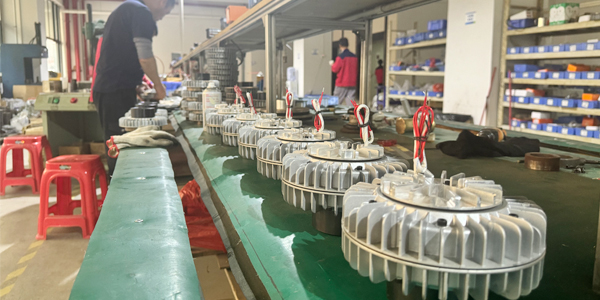 電纜卷繞機(jī)如何選擇高效磁粉制動器？