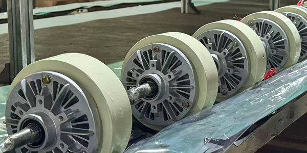 臺靈機電自動復(fù)合機磁粉制動器為何成為眾多廠家首選？